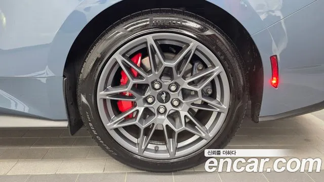 Ford Mustang Mustang 7 поколение 5.0 GT Premium Купе — Фото автомобиля 18