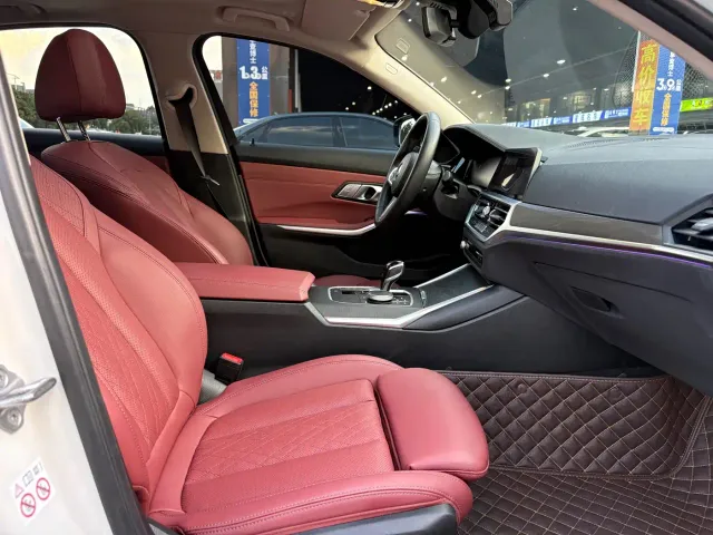 BMW 3 Series — Фото автомобиля 11