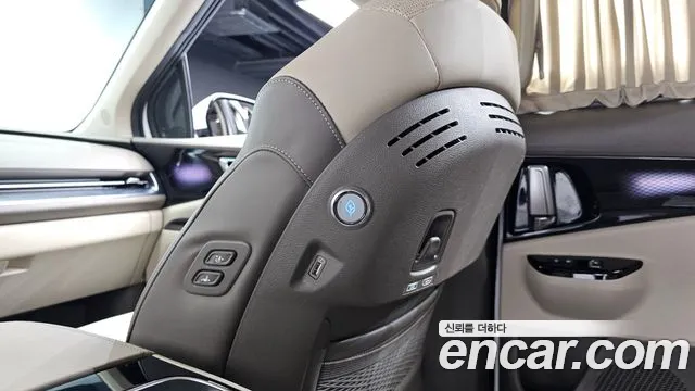 Kia Canival Carnival 4 поколение Бензин 7 мест Hi-Limousine — Фото автомобиля 17