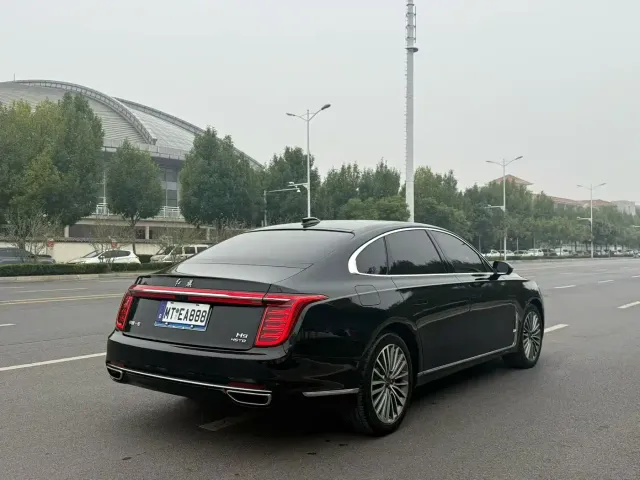 Hongqi H9 — Фото автомобиля 7
