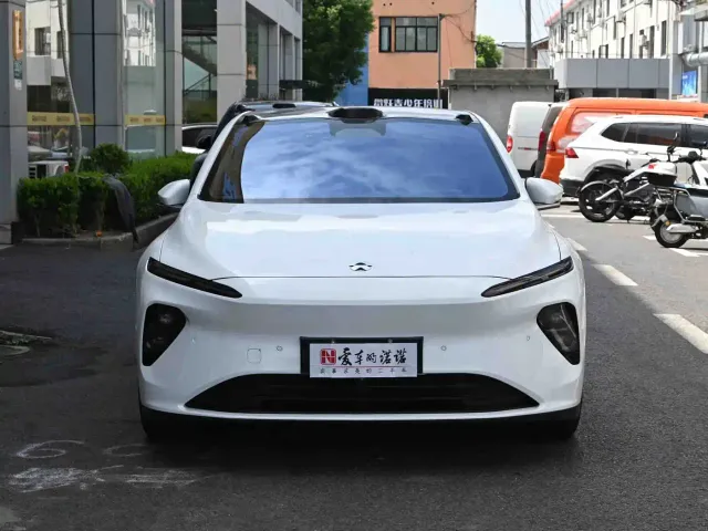 Nio ET7 — Фото автомобиля 2