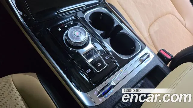 Kia Canival Carnival 4 поколение Бензин 9 мест Noblesse — Фото автомобиля 9