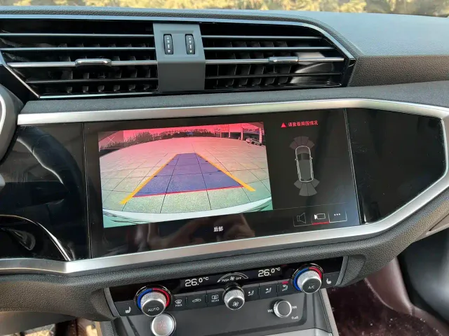 Audi Q3 — Фото автомобиля 22