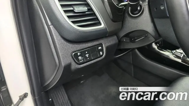 Kia Seltos Seltos Бензин 1.6 турбо 2WD — Фото автомобиля 17