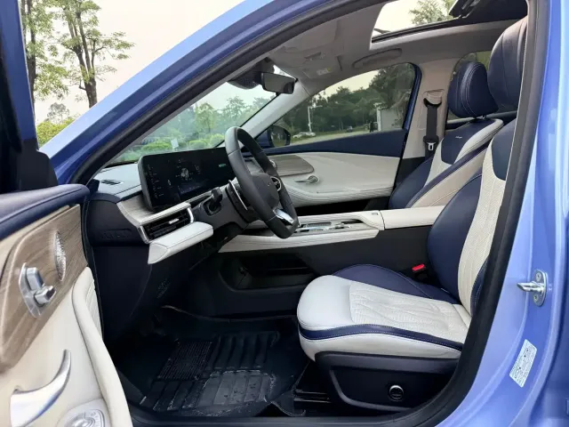 Chery Arrizo 8 — Фото автомобиля 4