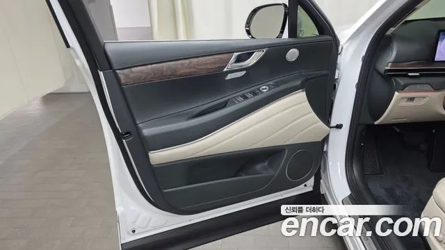 Genesis GV80 — Фото автомобиля 13