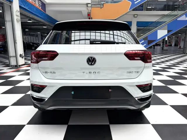 Volkswagen T-Roc — Фото автомобиля 19