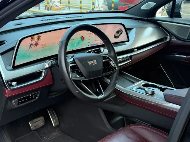 Cadillac XT5 — Фото автомобиля 22