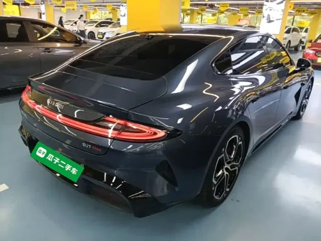 Xiaomi SU7 — Фото автомобиля 6