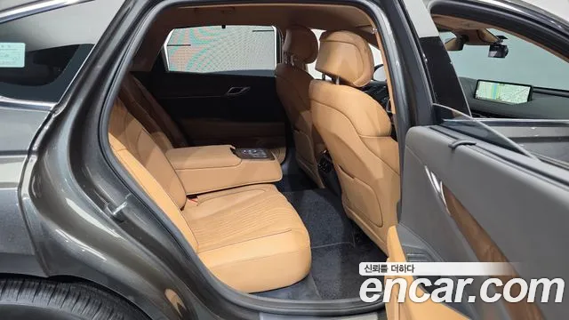 Genesis G80 RG3 — Фото автомобиля 12