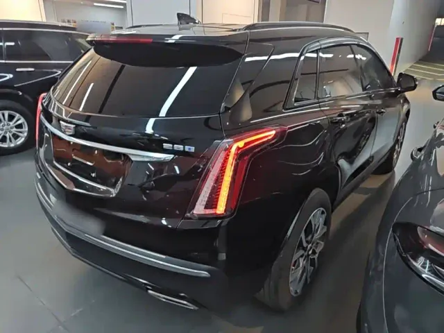 Cadillac XT5 — Фото автомобиля 6