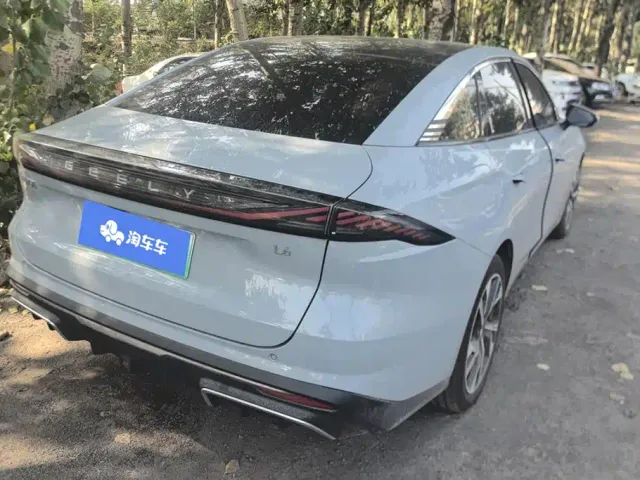 Geely Galaxy L6 — Фото автомобиля 3