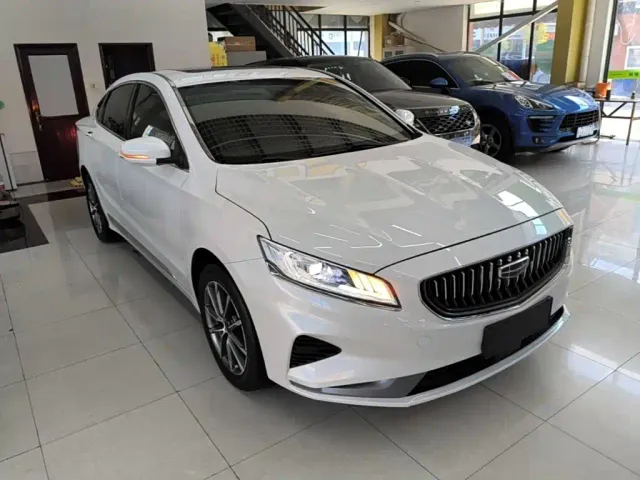 Geely Borui — Фото автомобиля 3