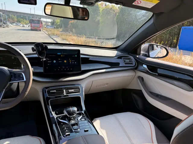 BYD Qin PLUS — Фото автомобиля 13