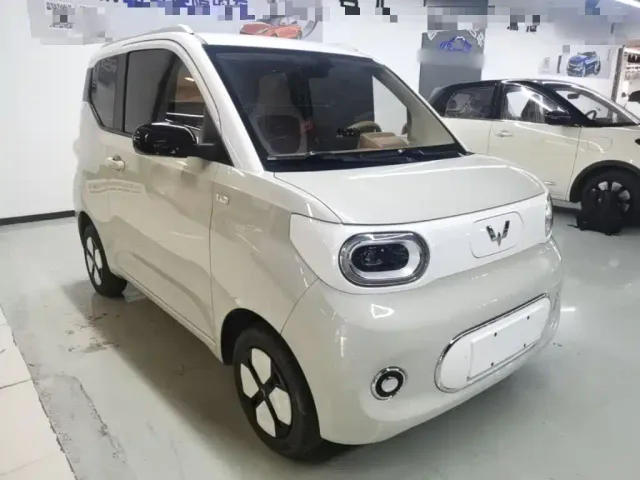 Wuling Hongguang Mini EV — Фото автомобиля 3
