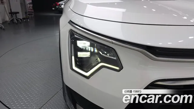 Kia Niro The All New Niro Signature — Фото автомобиля 21