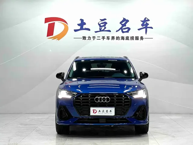 Audi Q3 — Фото автомобиля 2