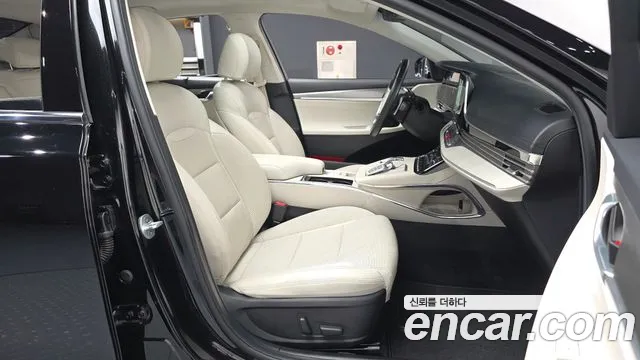 Hyundai Grandeur Новый Grandeur IG — Фото автомобиля 11