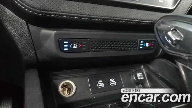 KG_Mobility_Ssangyong Rexton Новый Rexton Sport Khan Дизель 2.2 4WD — Фото автомобиля 17