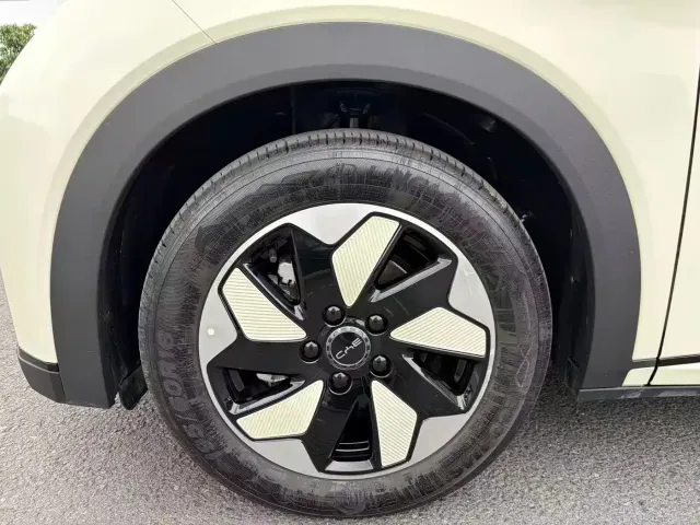 BYD Dolphin — Фото автомобиля 15