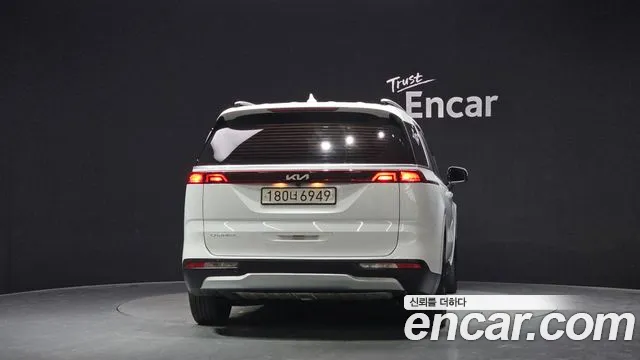 Kia Canival Carnival 4 поколение Дизель 9 мест Prestige — Фото автомобиля 4