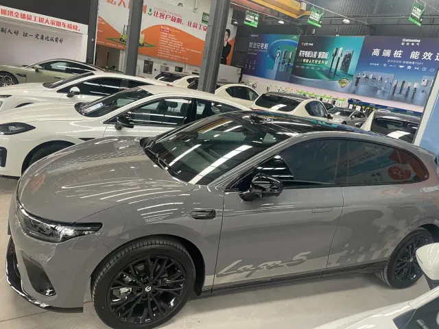Leapmotor Lafa 5 — Фото автомобиля 2