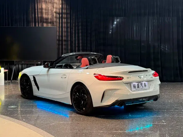 BMW Z4 — Фото автомобиля 10