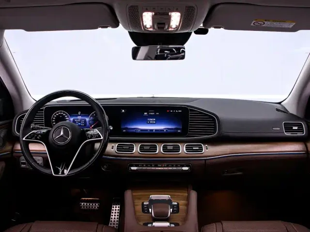 Mercedes-Benz GLS-Class — Фото автомобиля 5