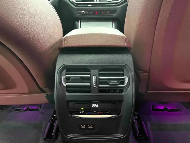 BMW 3 Series — Фото автомобиля 11