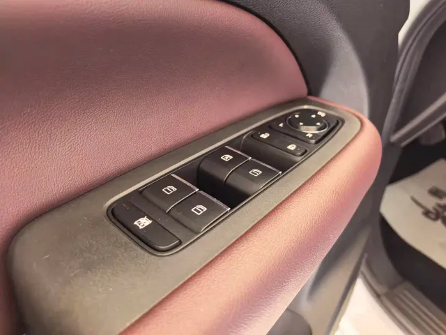 GAC Trumpchi M6 — Фото автомобиля 5