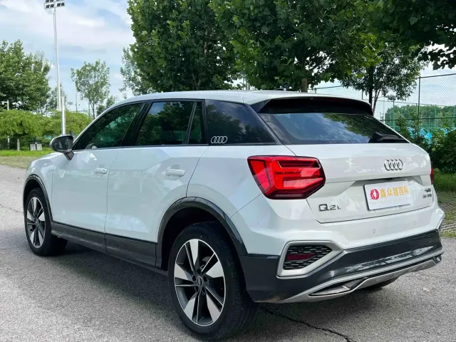 Audi Q2L — Фото автомобиля 4
