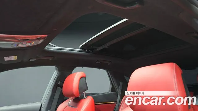 Genesis GV70 — Фото автомобиля 26