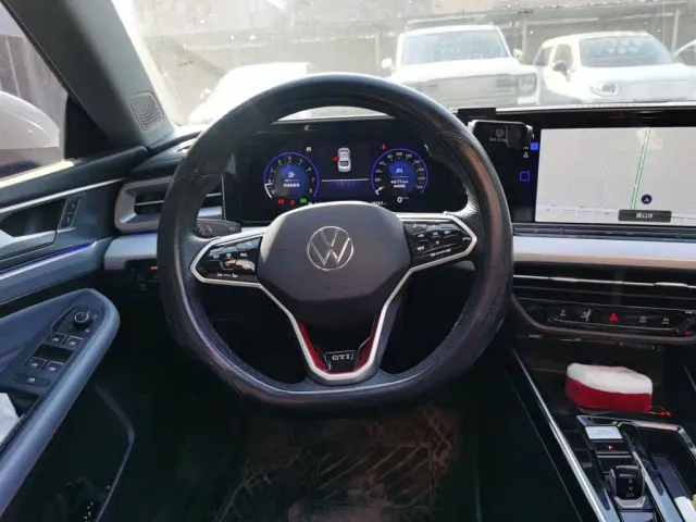 Volkswagen Lamando — Фото автомобиля 6