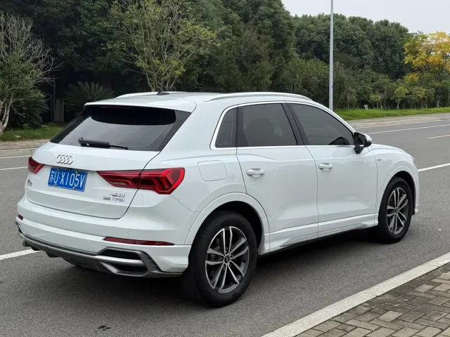 Audi Q3 — Фото автомобиля 5