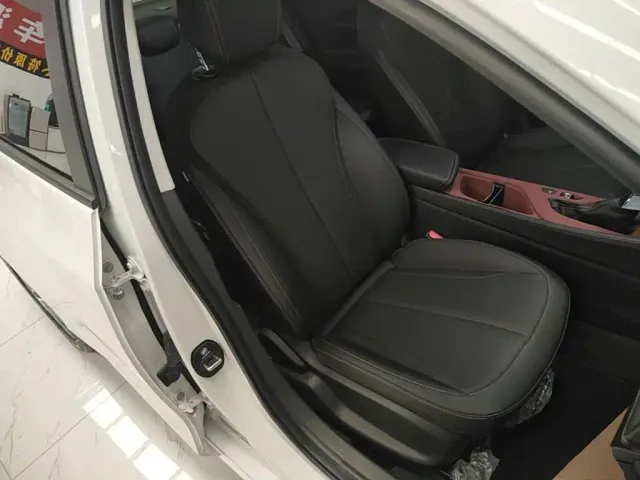Buick Verano — Фото автомобиля 24
