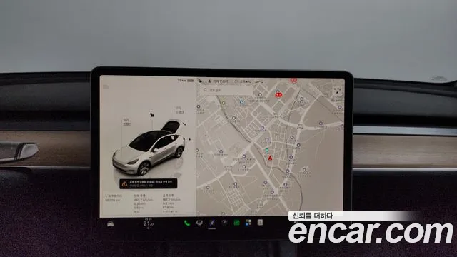 Tesla Model Y — Фото автомобиля 12