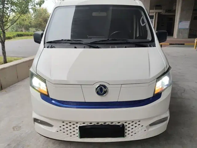 Dongfeng Yufeng EM27 — Фото автомобиля 2