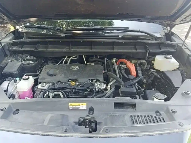 Toyota Highlander — Фото автомобиля 19