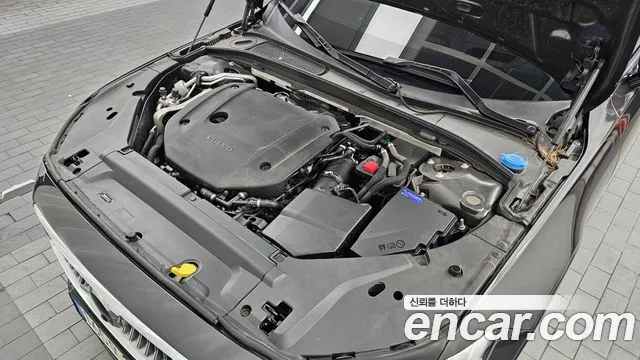 Volvo S90 — Фото автомобиля 6