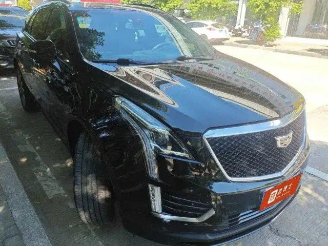 Cadillac XT5 — Фото автомобиля 2
