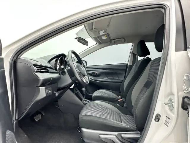 Toyota Vios — Фото автомобиля 4