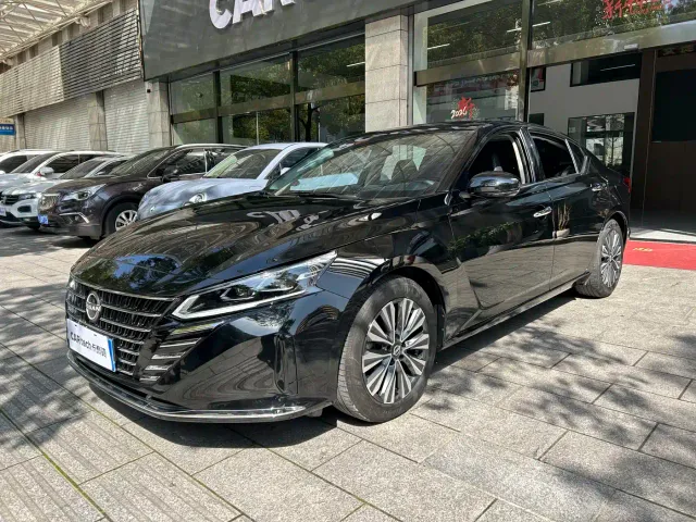 Nissan Teana — Фото автомобиля 7