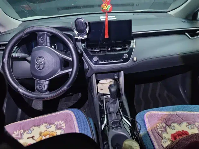 Toyota Corolla Cross — Фото автомобиля 12