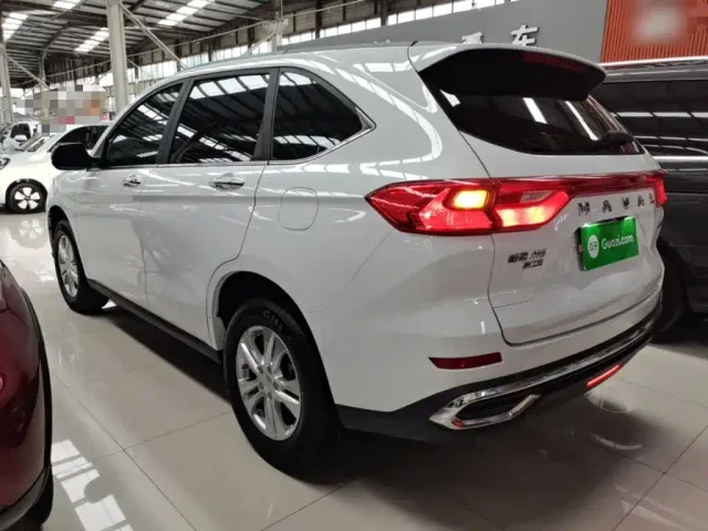 Haval M6 — Фото автомобиля 4