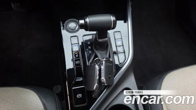 Kia Niro The All New Niro Prestige — Фото автомобиля 9