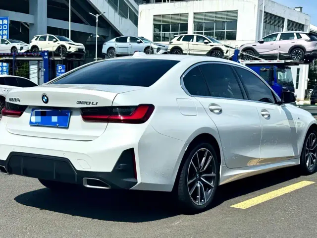 BMW 3 Series — Фото автомобиля 6