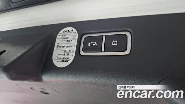 Kia EV9 — Фото автомобиля 28