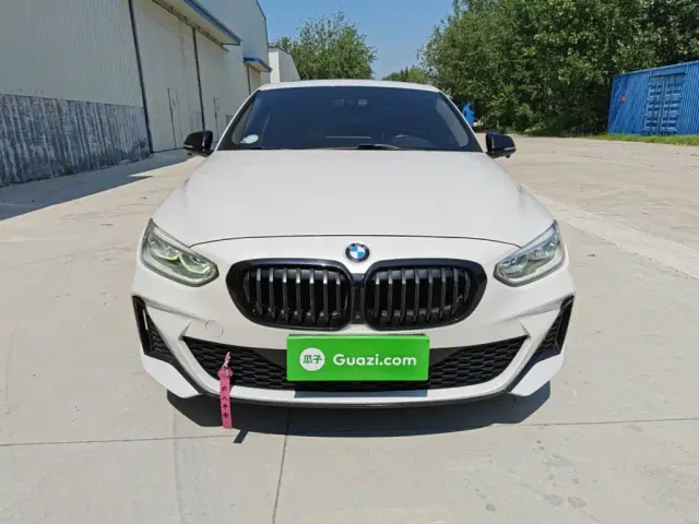 BMW 1 Series — Фото автомобиля 2