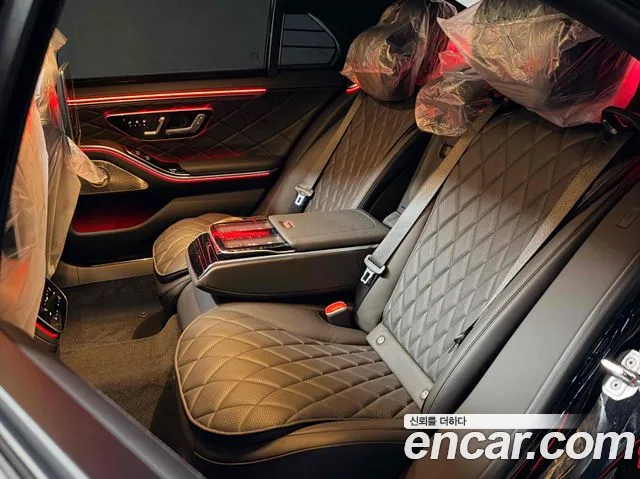 Mercedes-Benz S-Class — Фото автомобиля 7