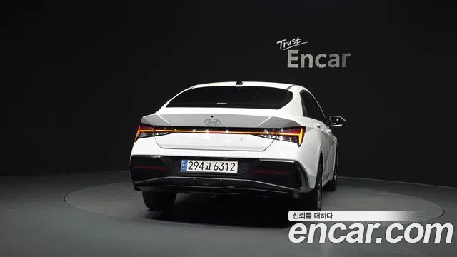 Hyundai AVANTE Новый Avante (CN7) — Фото автомобиля 4